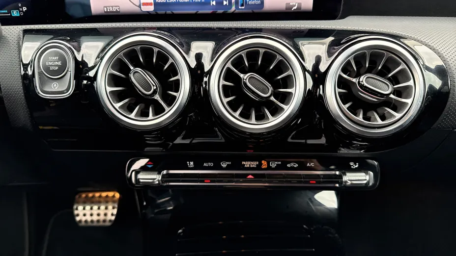 MERCEDES-BENZ CLA CLA 200 mHEV AMG Line 7G-DCT