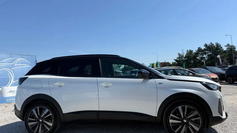 PEUGEOT 3008 -