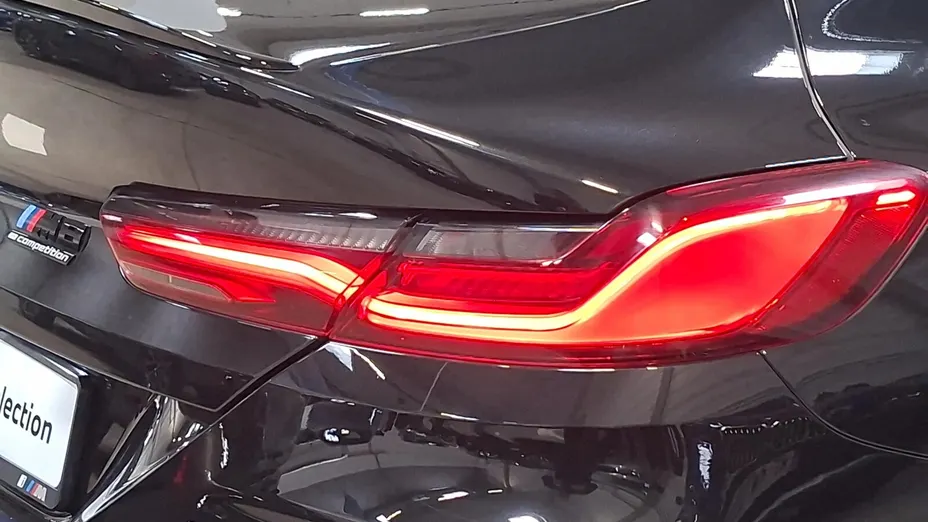 BMW Seria 8 M8 Competition