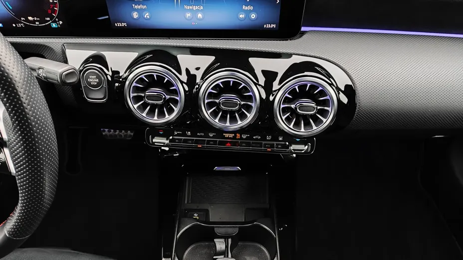 MERCEDES-BENZ CLA CLA 250 e AMG Line 8G-DCT