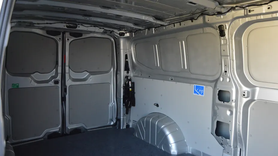 VOLKSWAGEN Transporter Transporter TDI L2H1