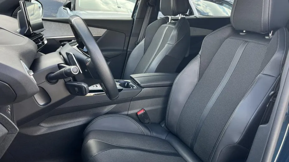 PEUGEOT 5008 5008 1.6 PureTech GT S&S EAT8