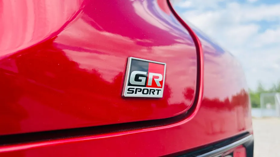 TOYOTA C-HR C-HR 2.0 Hybrid GR Sport