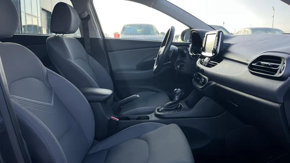 HYUNDAI i30 i30 1.5 T-GDI 48V Smart DCT
