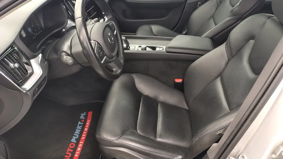 VOLVO V60 V60 B4 D Momentum Pro aut