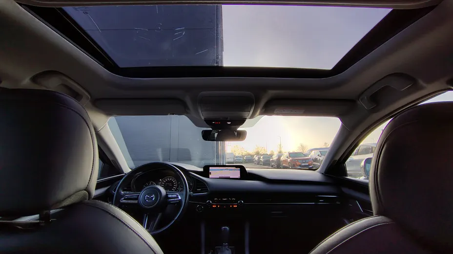 MAZDA 3 3 2.0 mHEV Hikari aut