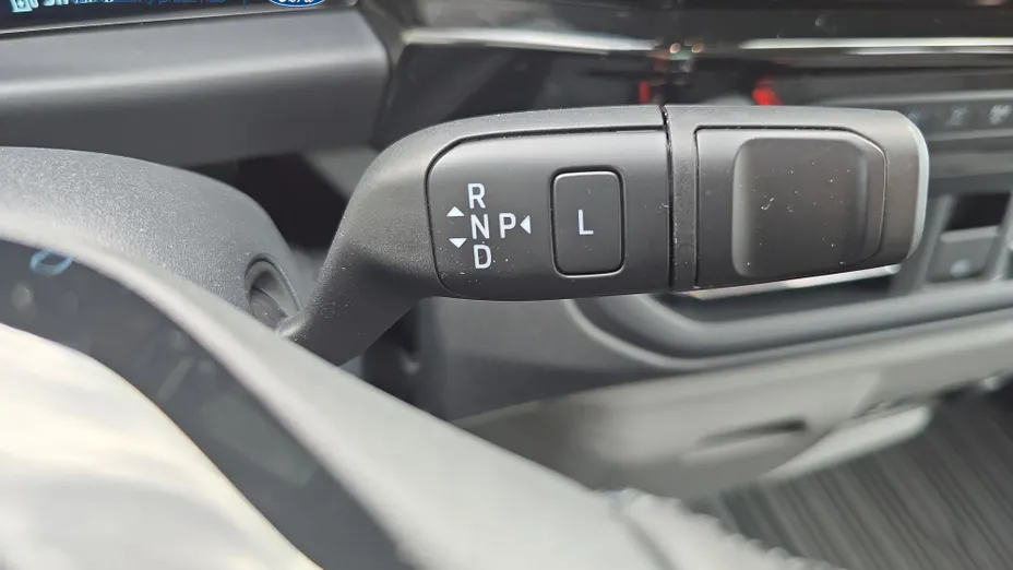 FORD Tourneo Custom Tourneo Custom 2.5 PHEV CVT 340 L2 Titanium