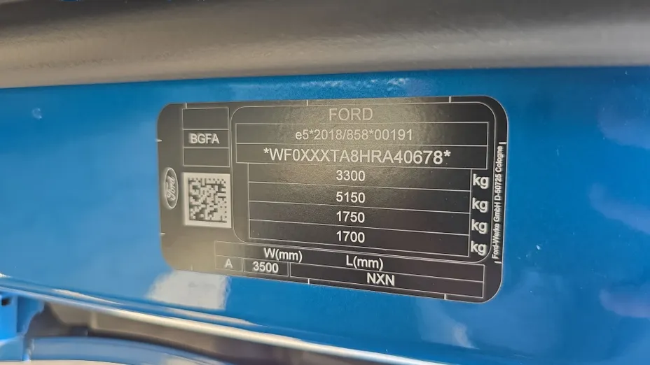 FORD Tourneo Custom Transit Custom Kombi 2.5 PHEV 340 L2H1 Limited CVT M1