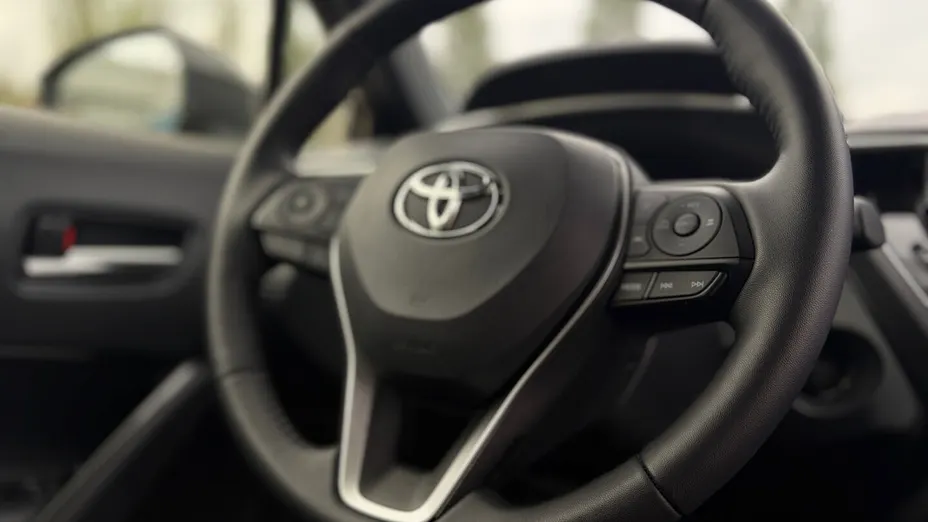TOYOTA Corolla Cross Corolla Cross 2.0 Hybrid Comfort AWD