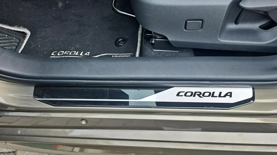 TOYOTA Corolla Corolla 1.8 Hybrid Style