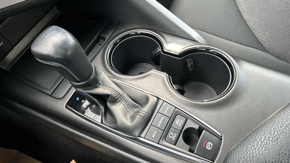 TOYOTA Camry Camry 2.5 Hybrid Comfort CVT