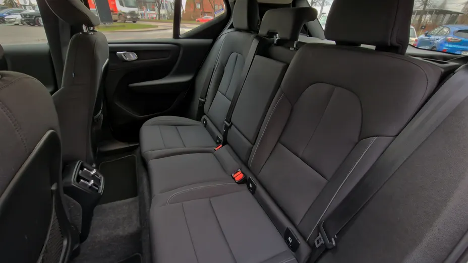 VOLVO XC40 XC40 T3 Momentum