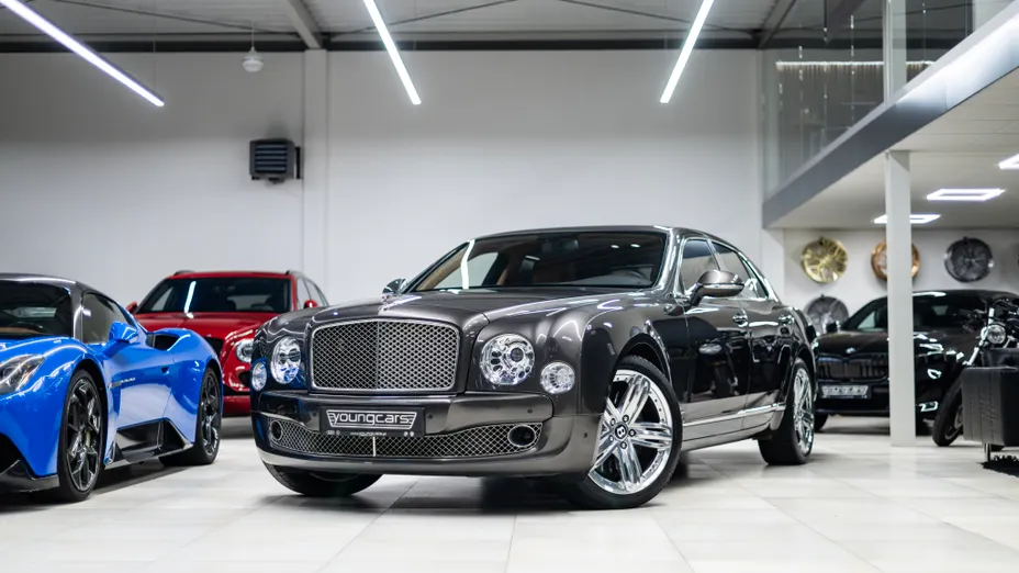 BENTLEY Mulsanne -