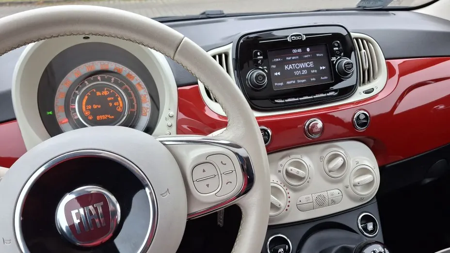 FIAT 500 500 1.2 8V Lounge Euro6