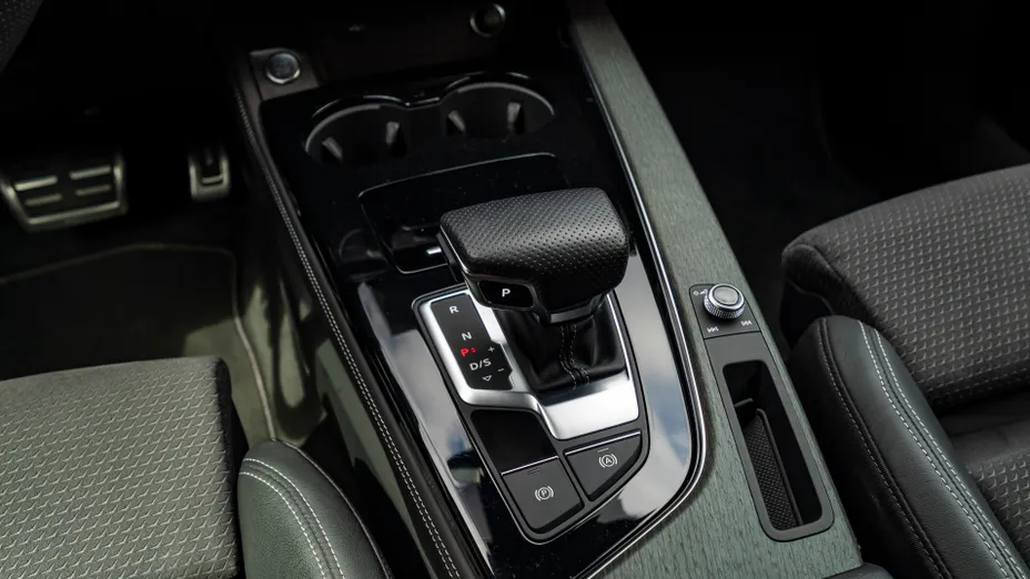 AUDI A4 A4 45 TFSI mHEV Quattro S Line S tronic