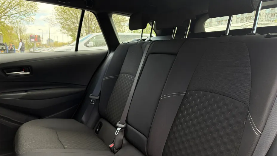 TOYOTA Corolla Corolla 2.0 Hybrid Comfort