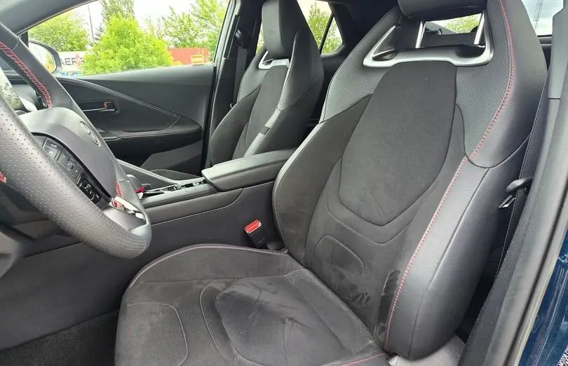 TOYOTA C-HR C-HR 2.0 PHEV Dynamic Force GR Sport