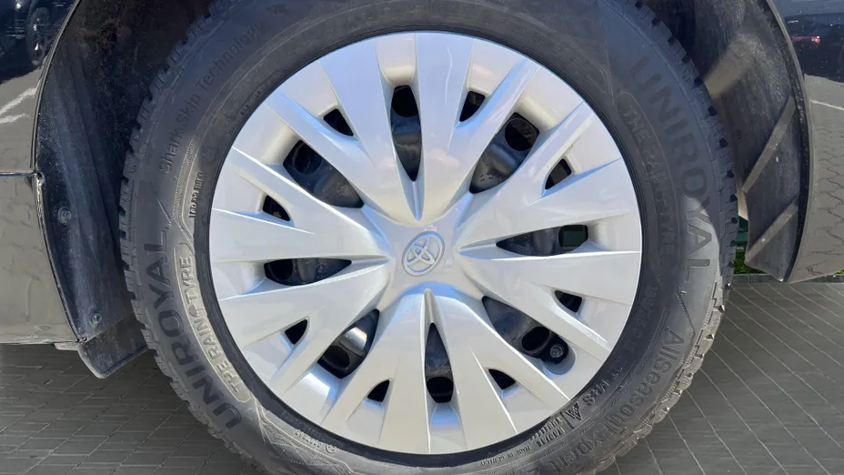 TOYOTA Yaris Yaris Hybrid 1.5 Comfort
