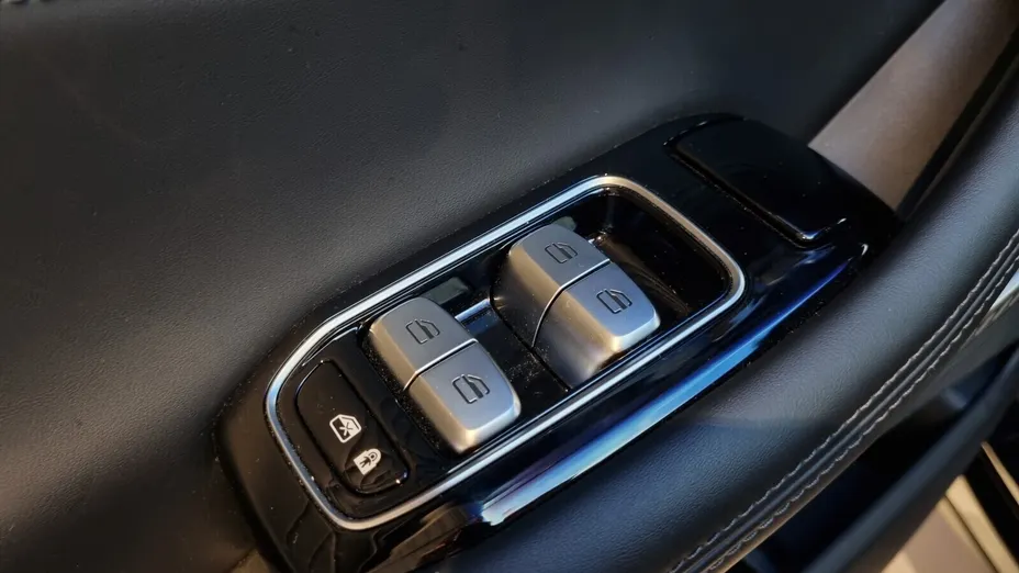 OMODA Omoda 9 Omoda 9 1.5 Super Hybrid Exclusive AWD Nowy