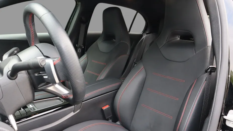 MERCEDES-BENZ A Klasa A 200 AMG Line 7G-DCT