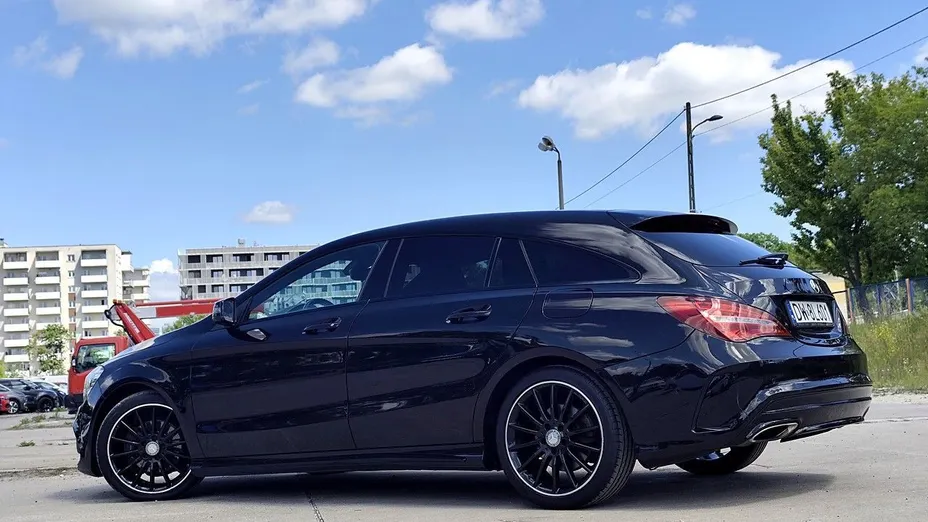 MERCEDES-BENZ CLA CLA 200 7G-DCT AMG Line