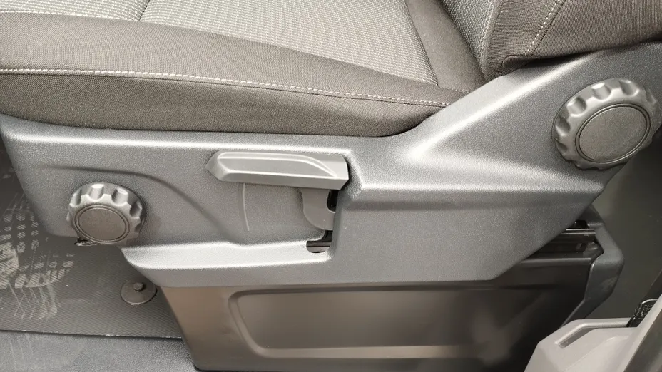 VOLKSWAGEN Transporter Transporter TDI L2H1 Plus