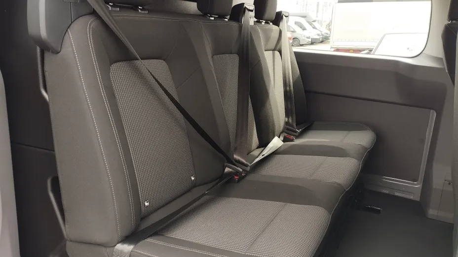 VOLKSWAGEN Transporter Transporter TDI L2H1 Plus