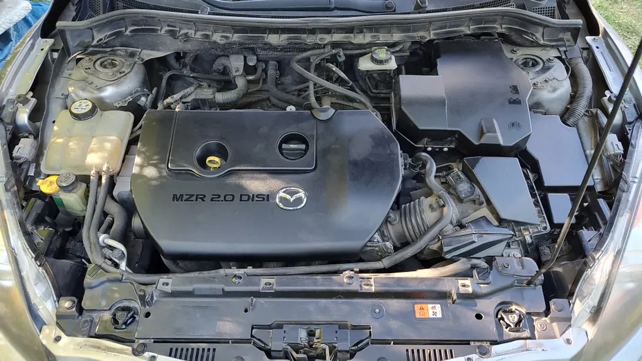 MAZDA 3 3 2.0 Exclusive +