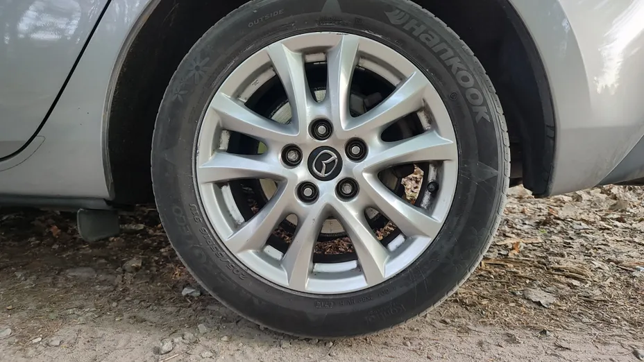 MAZDA 3 3 2.0 Exclusive +