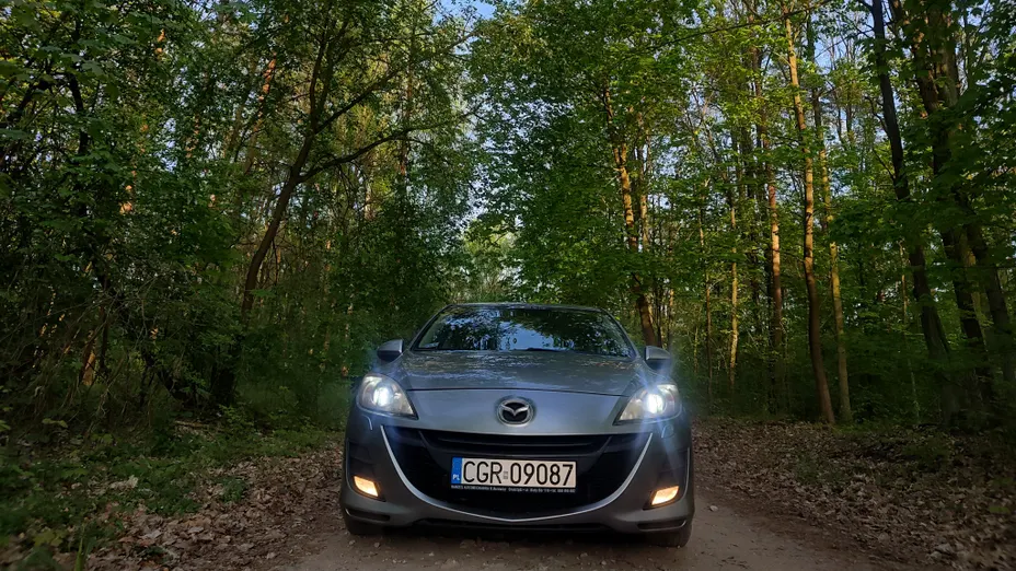 MAZDA 3 3 2.0 Exclusive +