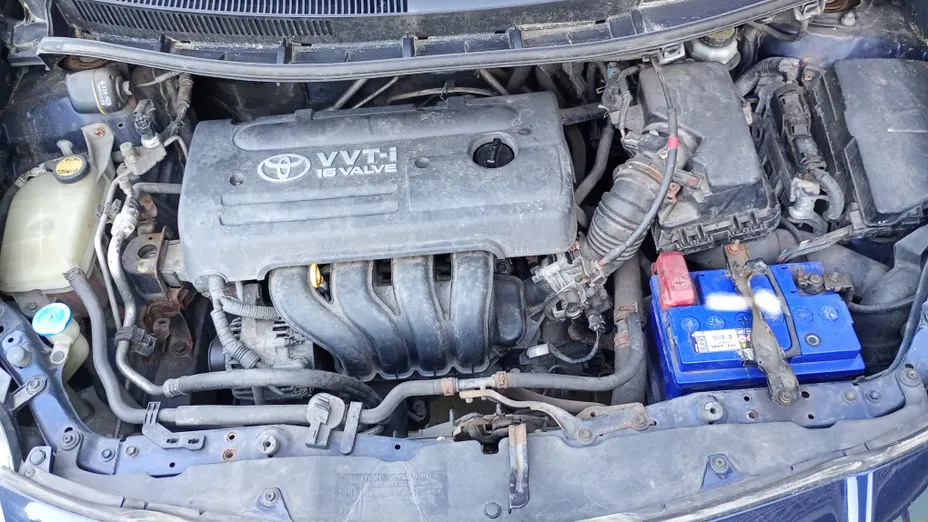 TOYOTA Auris Auris 1.4 VVT-i Luna