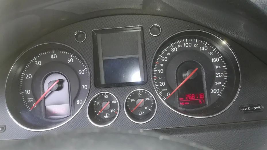 VOLKSWAGEN Passat Passat 1.6