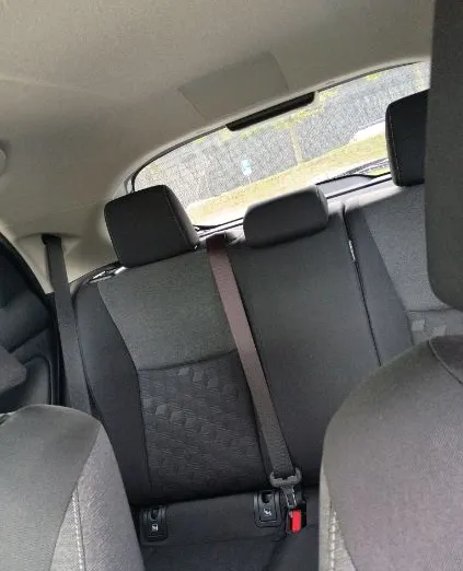 TOYOTA Yaris -