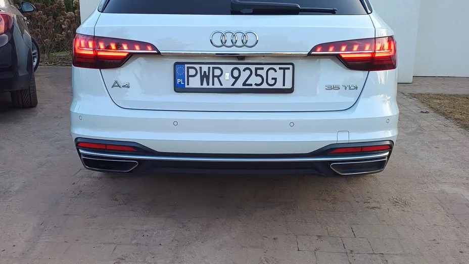 AUDI A4 A4 2.0 TDI S tronic