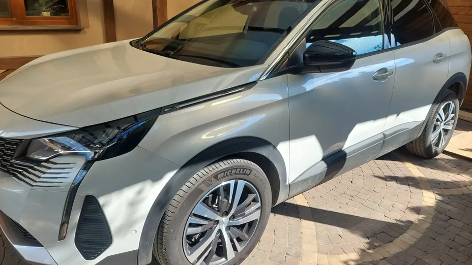 PEUGEOT 3008 3008 1.2 PureTech Active Pack S&S