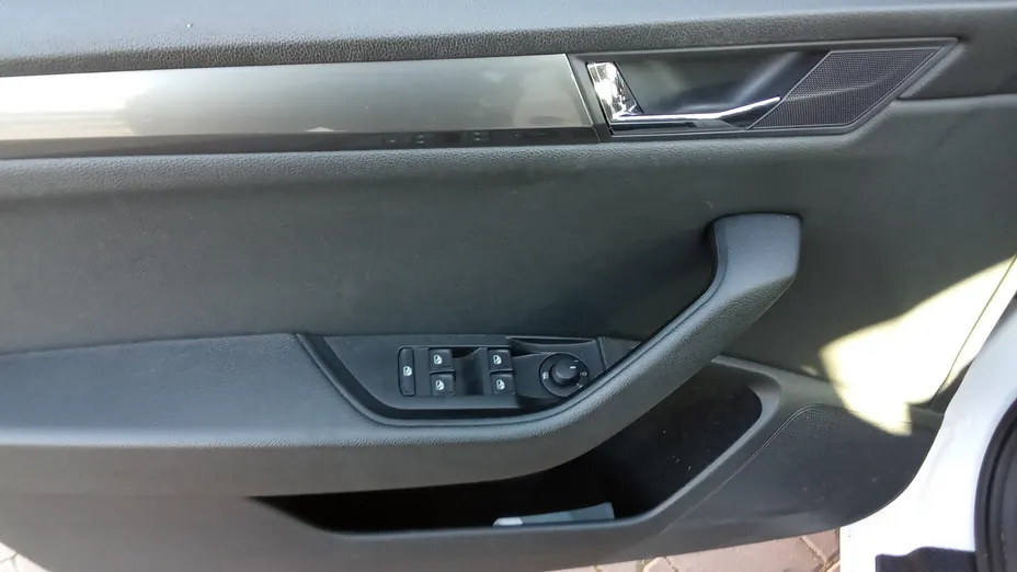 SKODA Superb Superb 1.4 TSI ACT Active