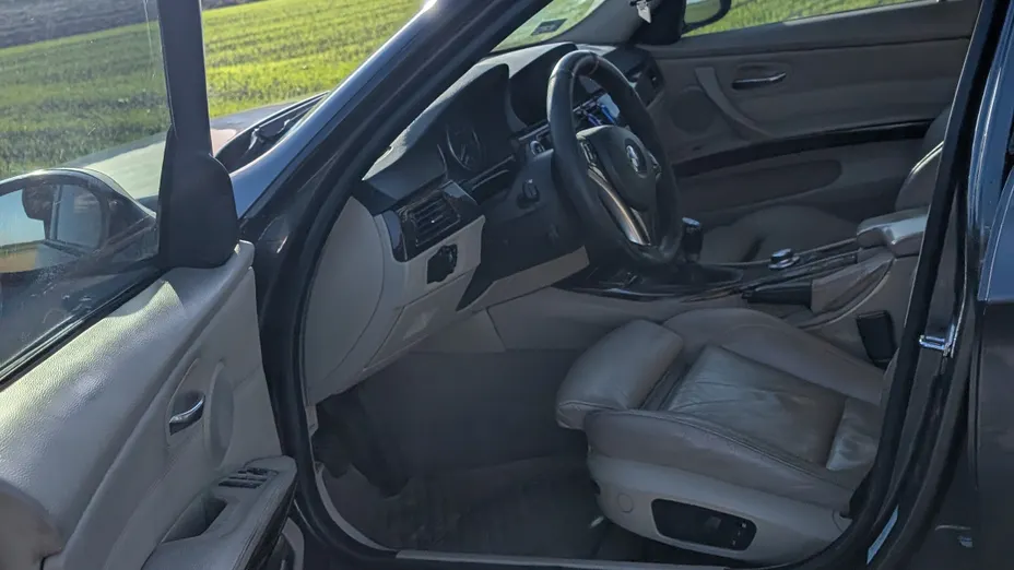 BMW Seria 3 325d M Sport