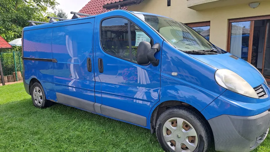 RENAULT Trafic -