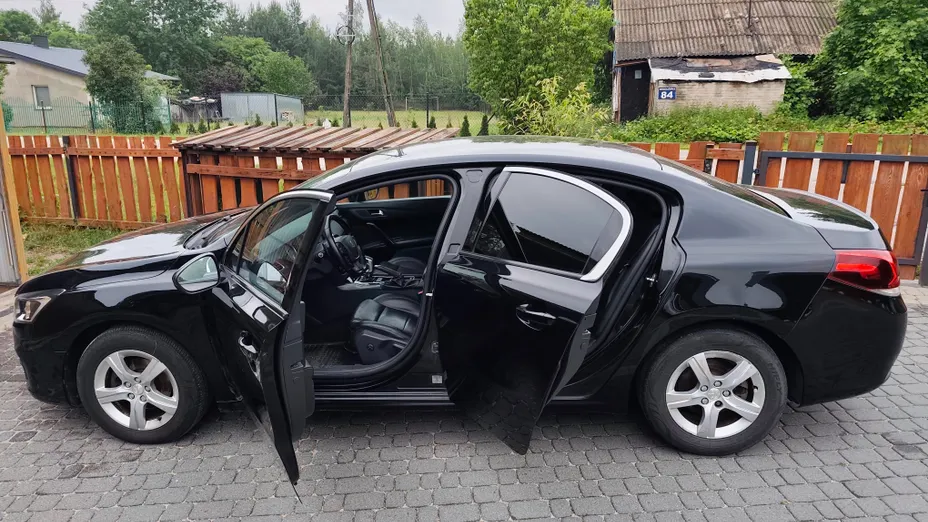 PEUGEOT 508 -