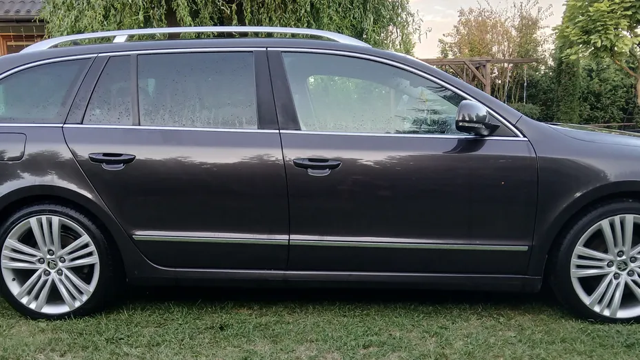 SKODA Superb Superb 1.8 TSI Family