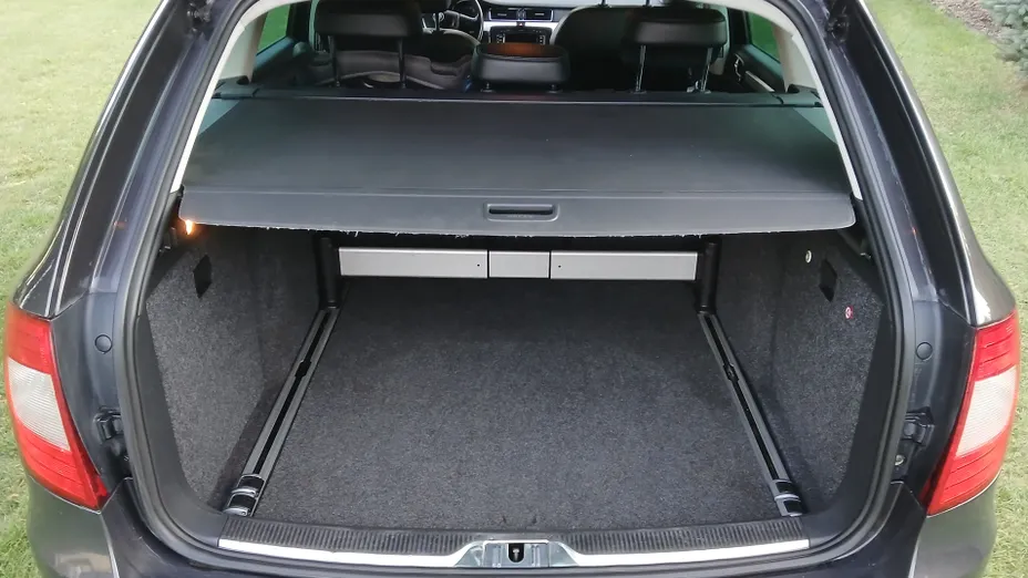 SKODA Superb Superb 1.8 TSI Family