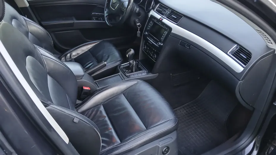 SKODA Superb Superb 1.8 TSI Family