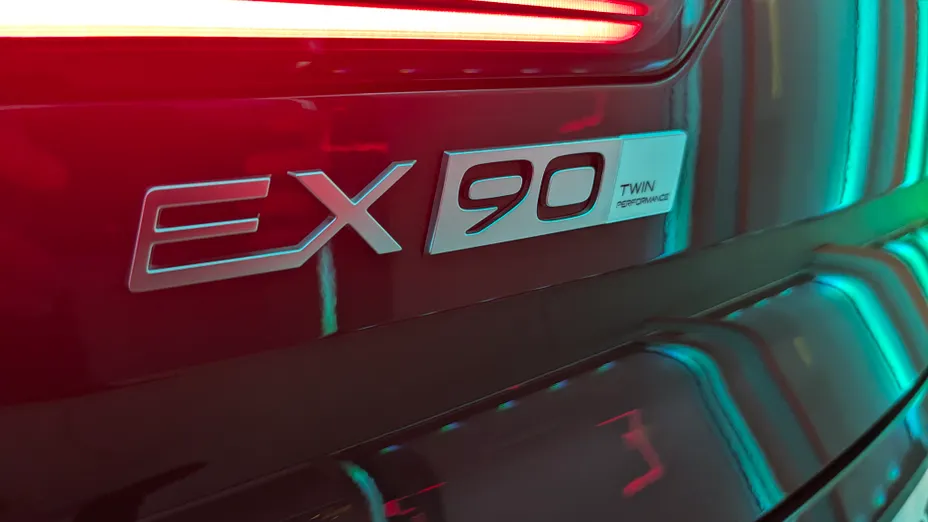 VOLVO EX90 EX90 111kWh Twin Performance AWD Ultra 7 os