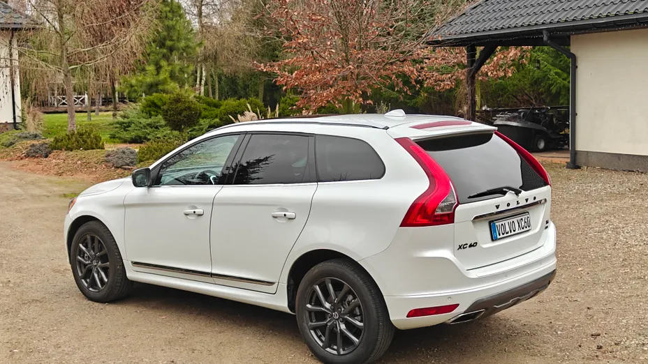 VOLVO XC60 XC60 T6 AWD Inscription aut