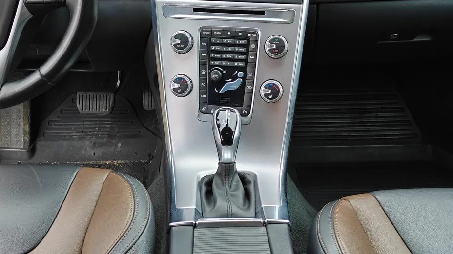 VOLVO XC60 XC60 T6 AWD Inscription aut