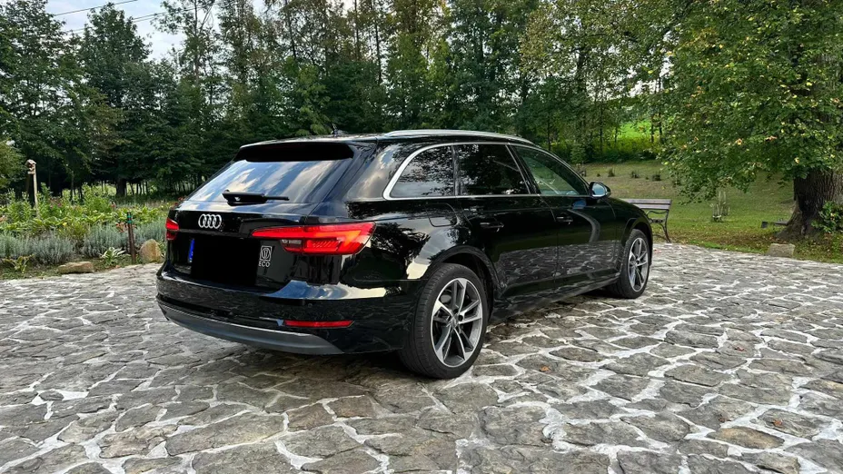 AUDI A4 A4 2.0 TDI clean diesel