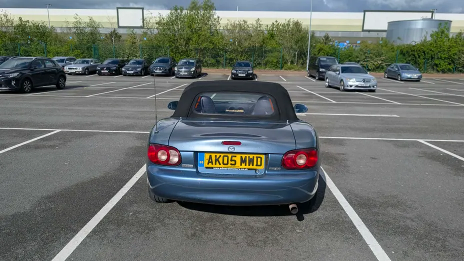 MAZDA MX-5 -