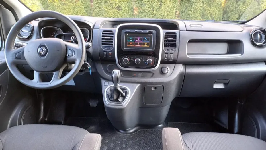 RENAULT Trafic Trafic 2.0 dCi L1H1 Extra EDC