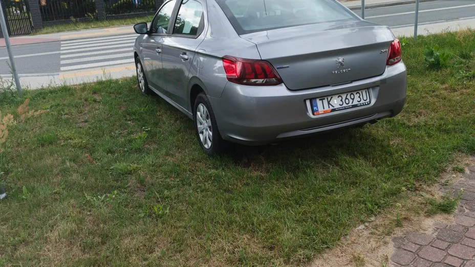 PEUGEOT 301 -