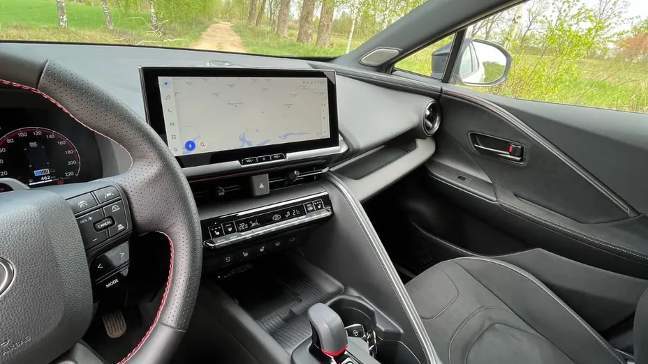 TOYOTA C-HR -